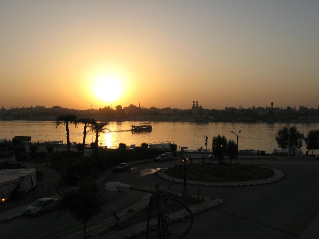 Nile Valley Hotel Luxor Kültér fotó